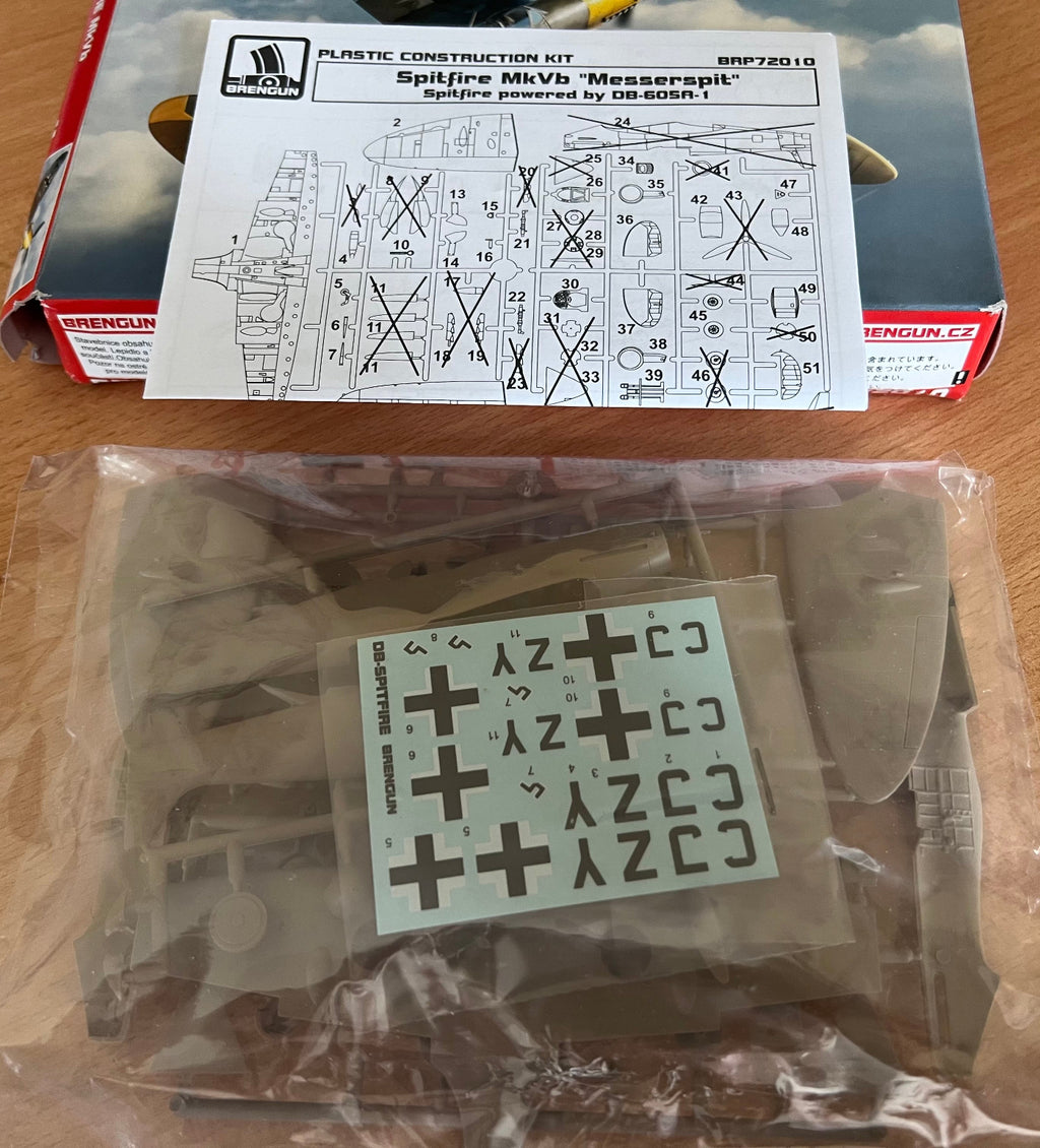 Model airplane box featuring a Spitfire MkVb 'Messerspit' with Brengun branding and scale information.