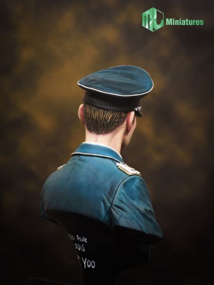 MJ Miniatures MJ10-007 1/10 scale Luftwaffe Ace Werner Moelders bust kit 4 - BlackMike Models
