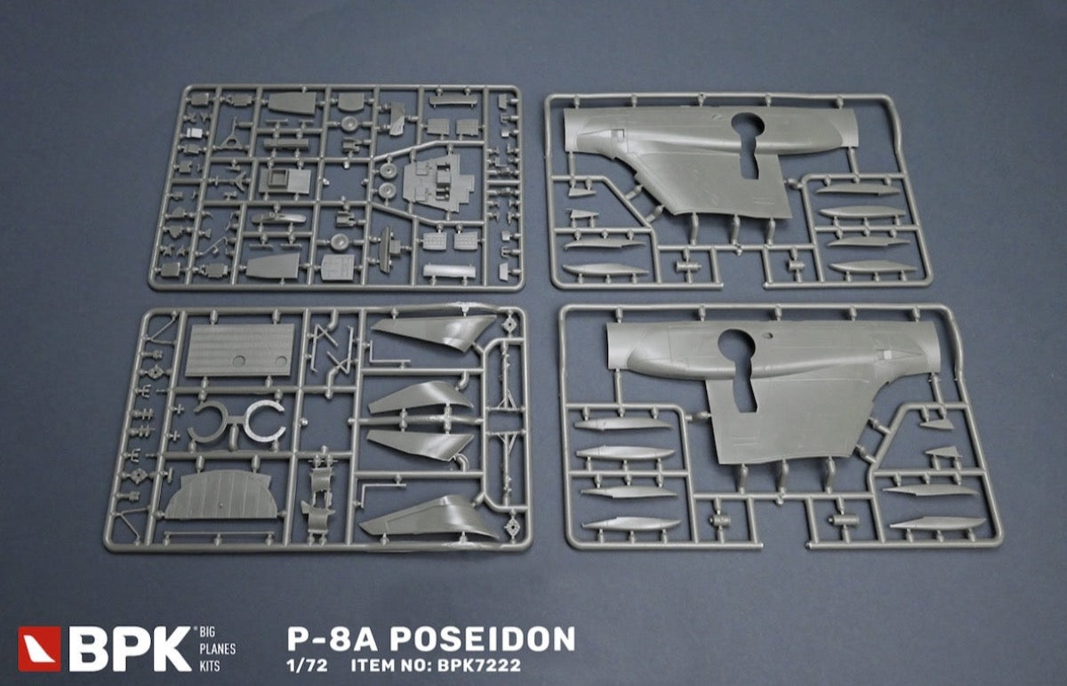 Big Planes Kits 7222 1/72 scale Boeing P-8A Poseidon model kit parts 1 - BlackMike Models