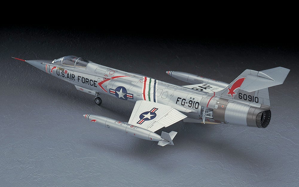 Model of a U.S. Air Force jet on a gray background