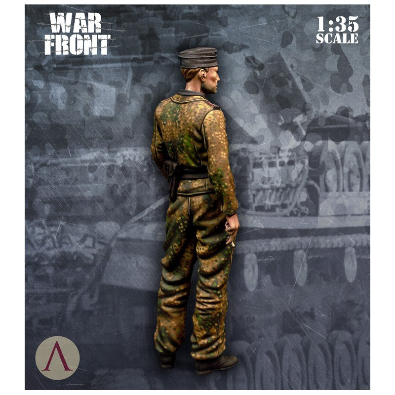 Scale75 War Front Figure Series 1/35 scale WW2 German SS Tanker Officer resin figure kit 4 - BlackMike Models