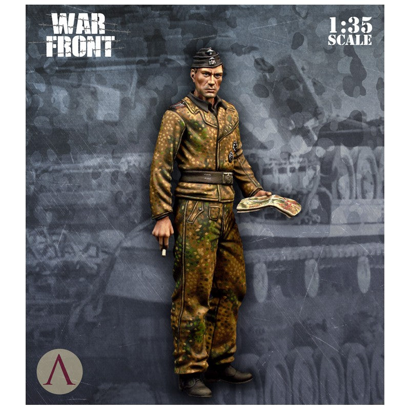 Scale75 War Front Figure Series 1/35 scale WW2 German SS Tanker Officer resin figure kit 5 - BlackMike Models