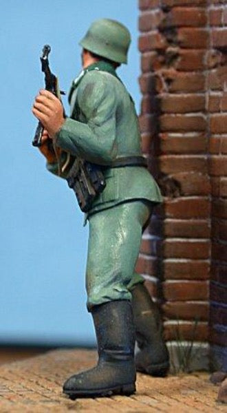Ultracast 35002 1/35 German Infantry Russia 1942 back - BlackMike Models