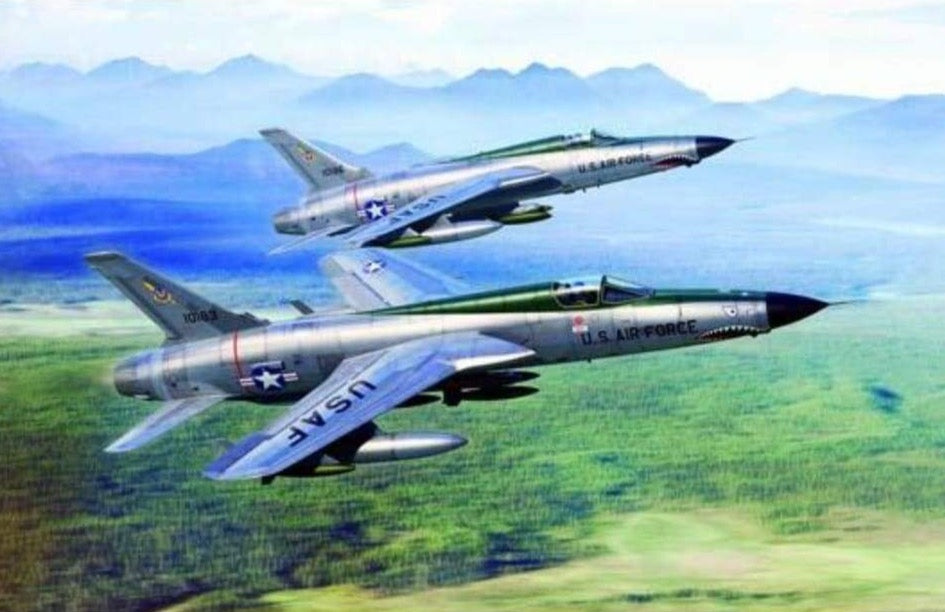 Trumpeter 01617 1/72 Republic F-105D Thunderchief - BlackMike Models